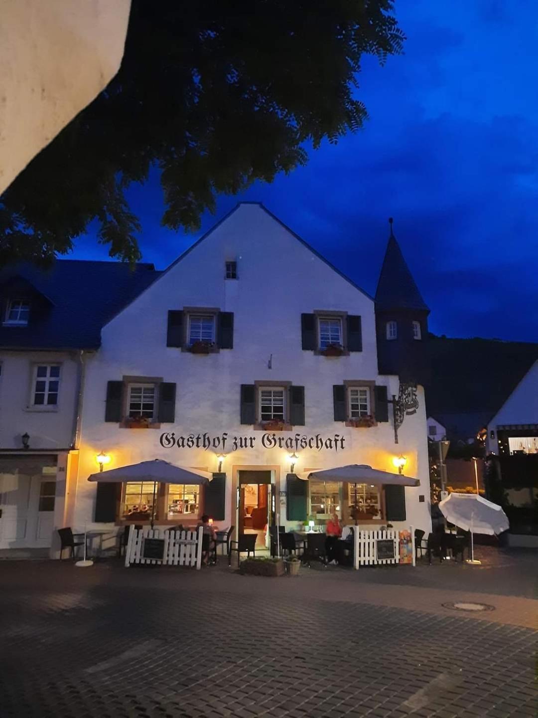 Gasthof Zur Grafschaft Veldenz Eksteriør bilde